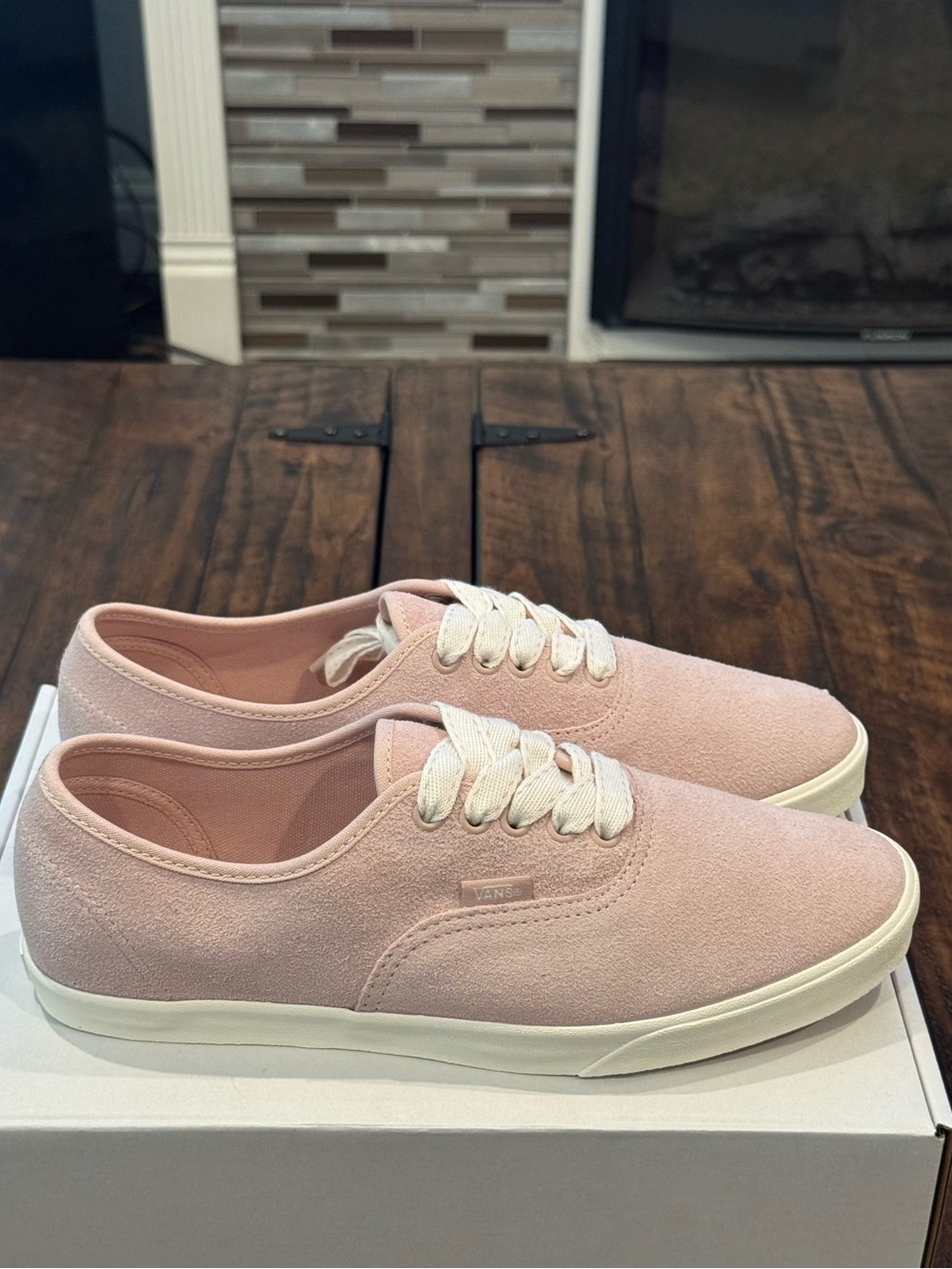 Vans Authentic Lowpro Suede Sneaker